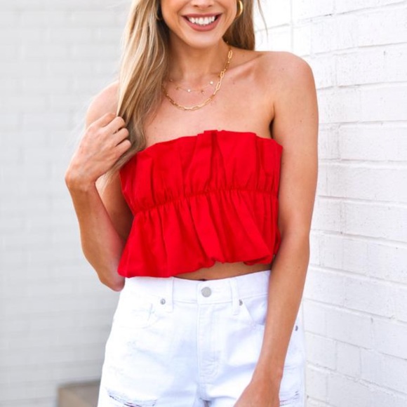 Tiered Ruffle Top Cropped - Picture 2 of 10